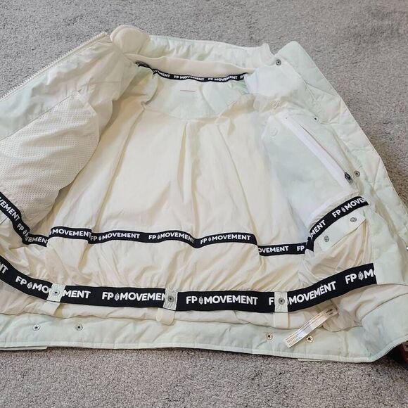 Free People Free Movement Bunny Slope Puffer Ski Jacket Size XS - Picture 4 of 7